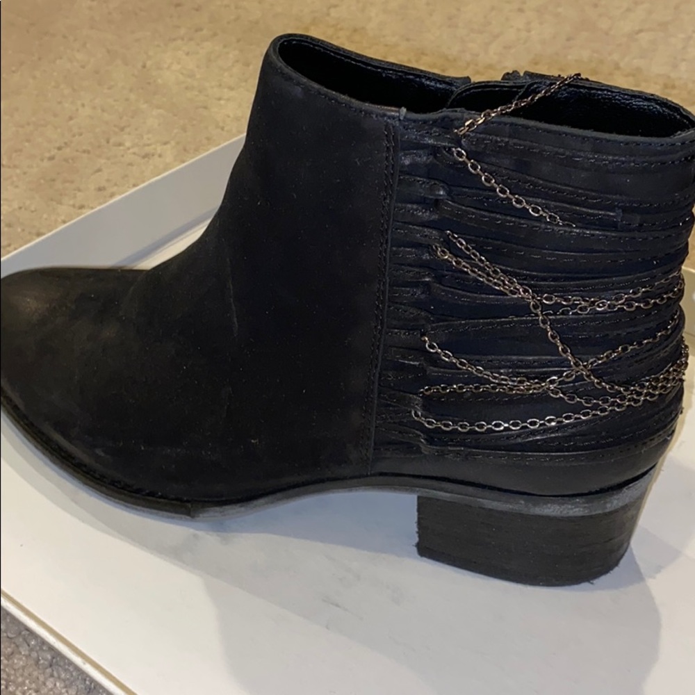 Steve Madden ankle chain boots
